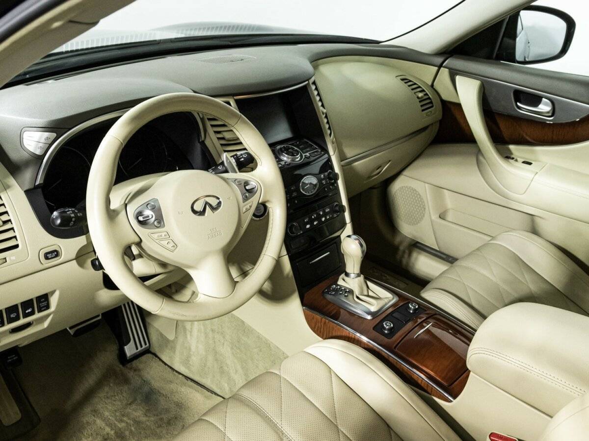 Infiniti FX30d, 2012 Фото №11