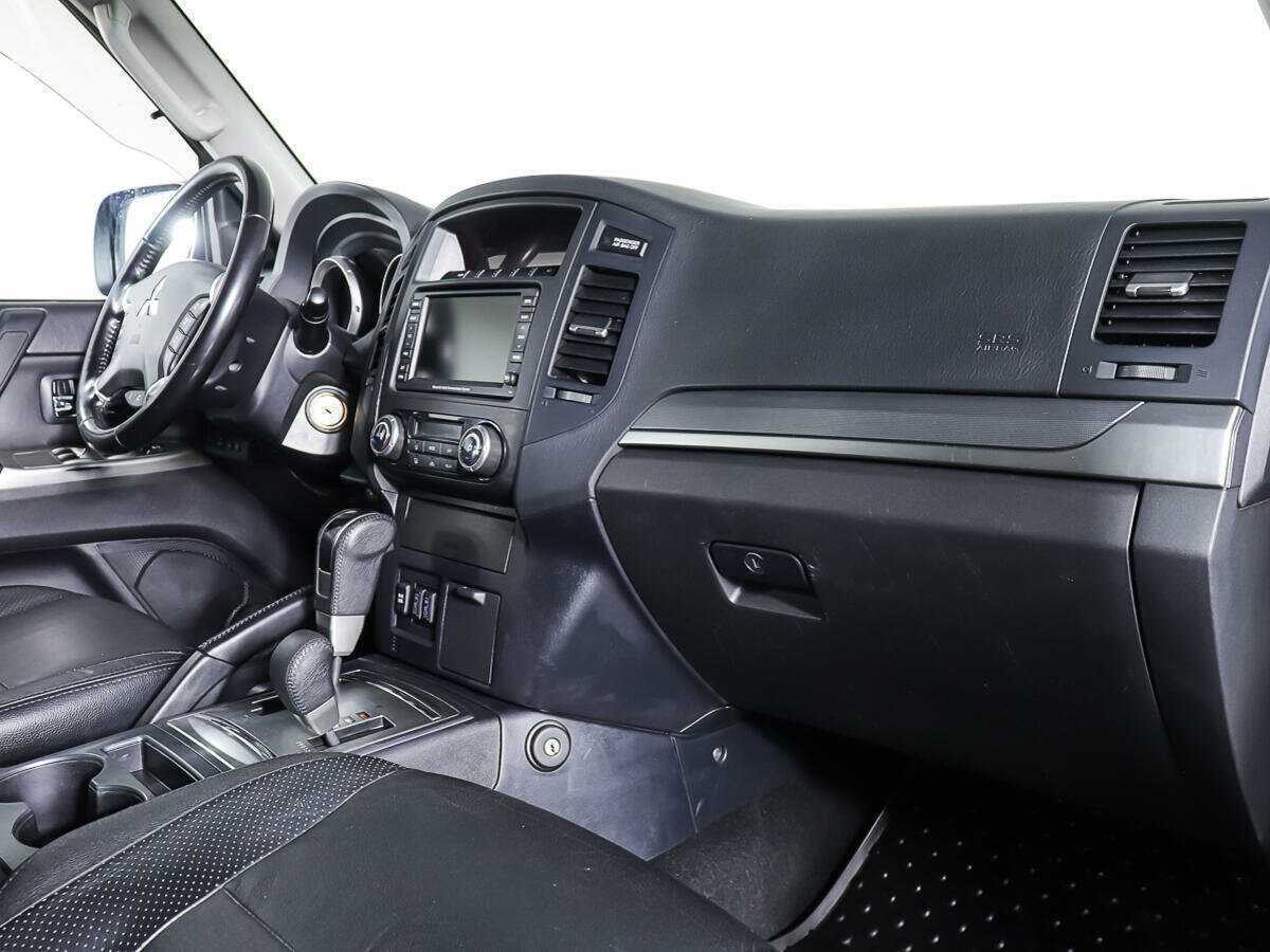 Mitsubishi Pajero, 2012 Фото №8
