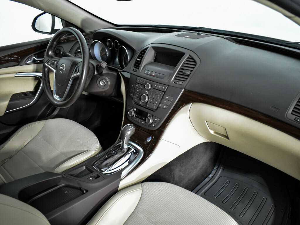 Opel Insignia, 2012 Фото №12