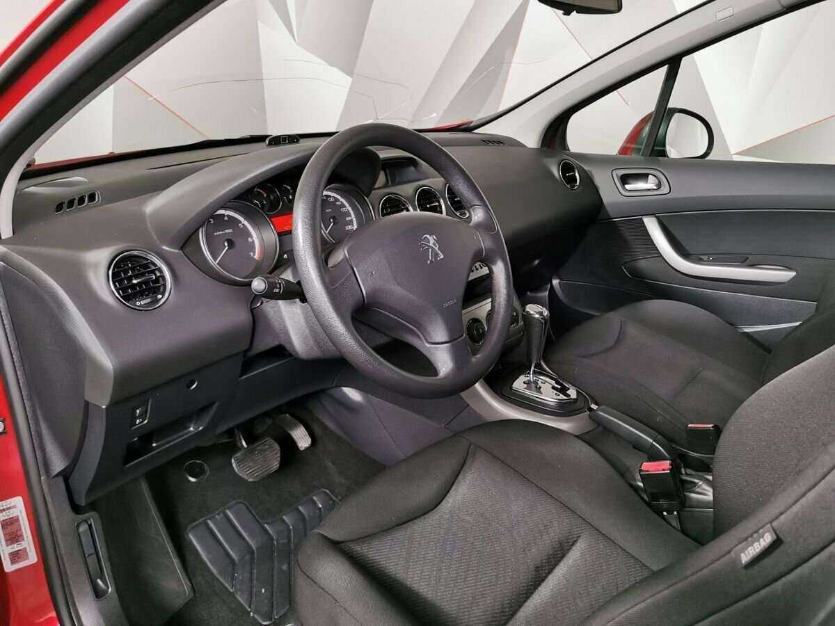 Peugeot 308, 2011 Фото №15