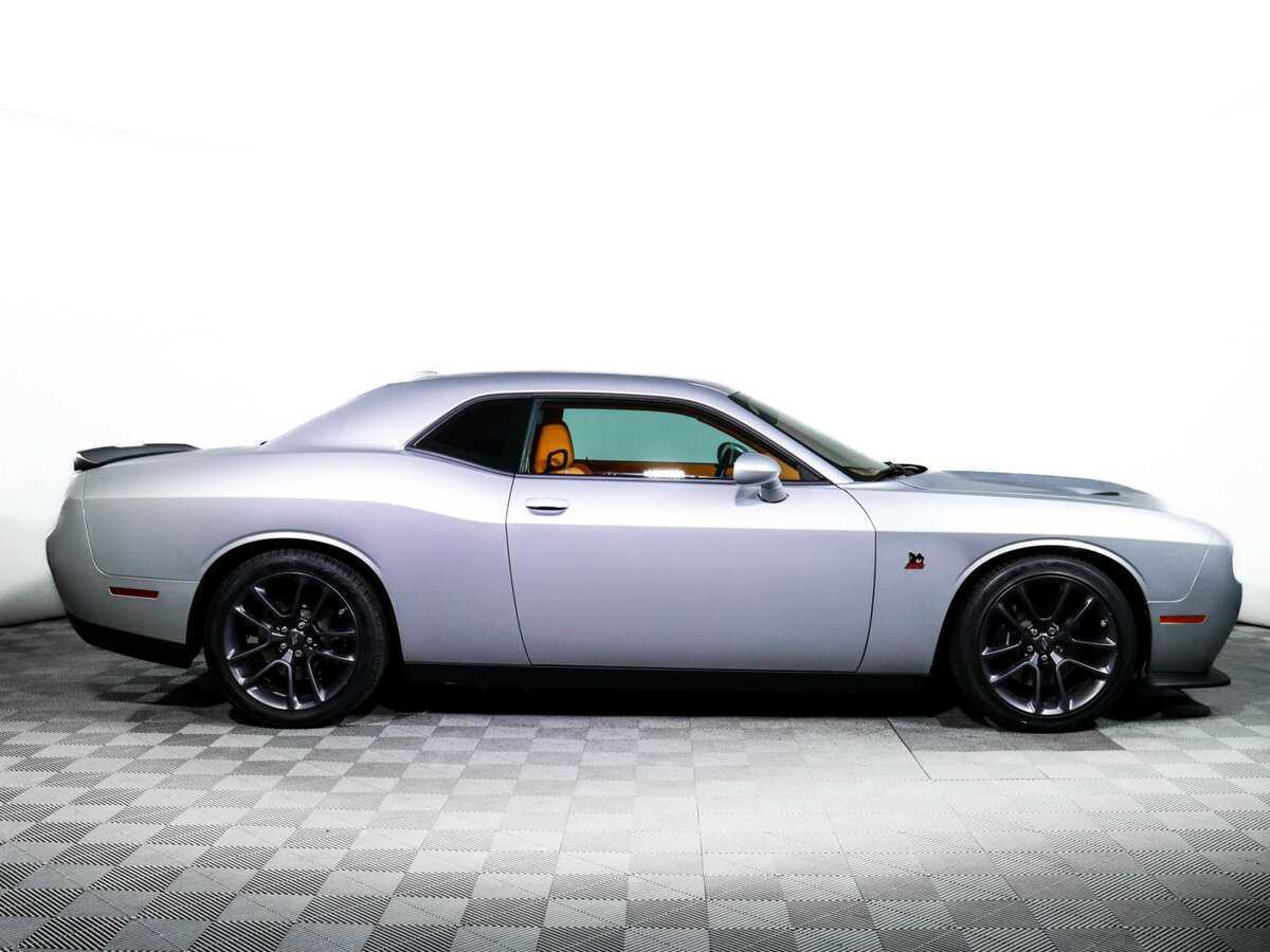 Dodge Challenger SRT, 2022 Фото №4