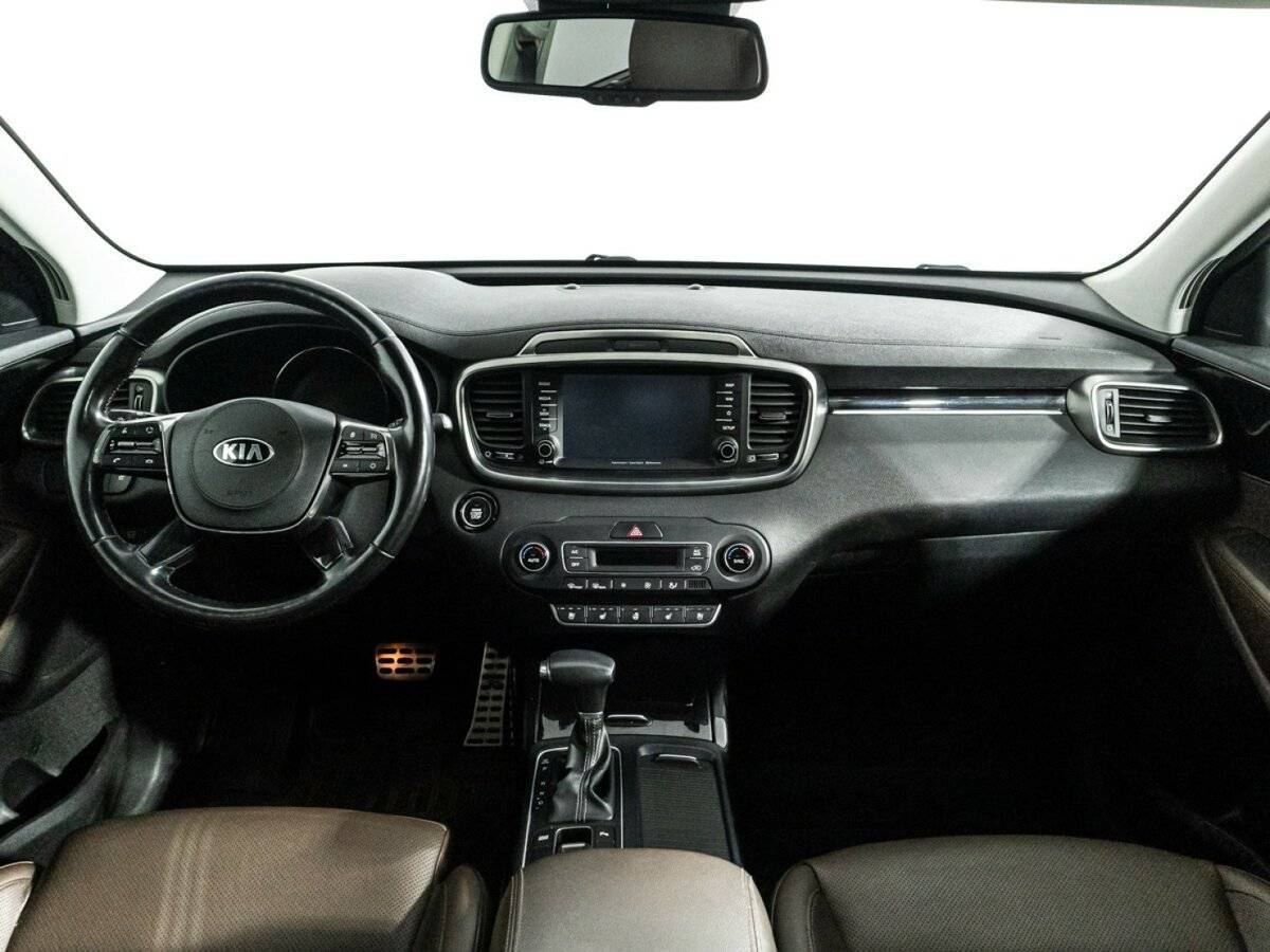 Kia Sorento, 2018 Фото №12