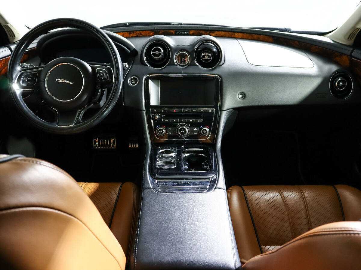 Jaguar XJ, 2014 Фото №12