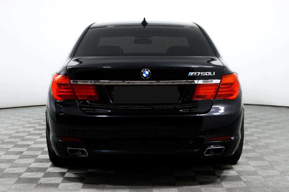 BMW 7 серии 750i xDrive, 2011 Фото №5