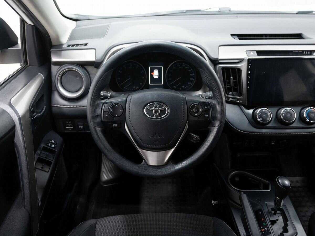 Toyota RAV4, 2017 Фото №17