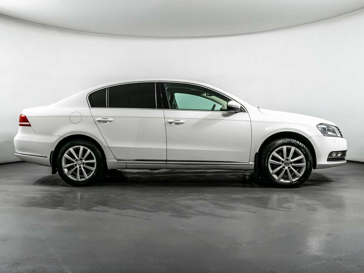 Volkswagen Passat B7, 2011 Фото №4