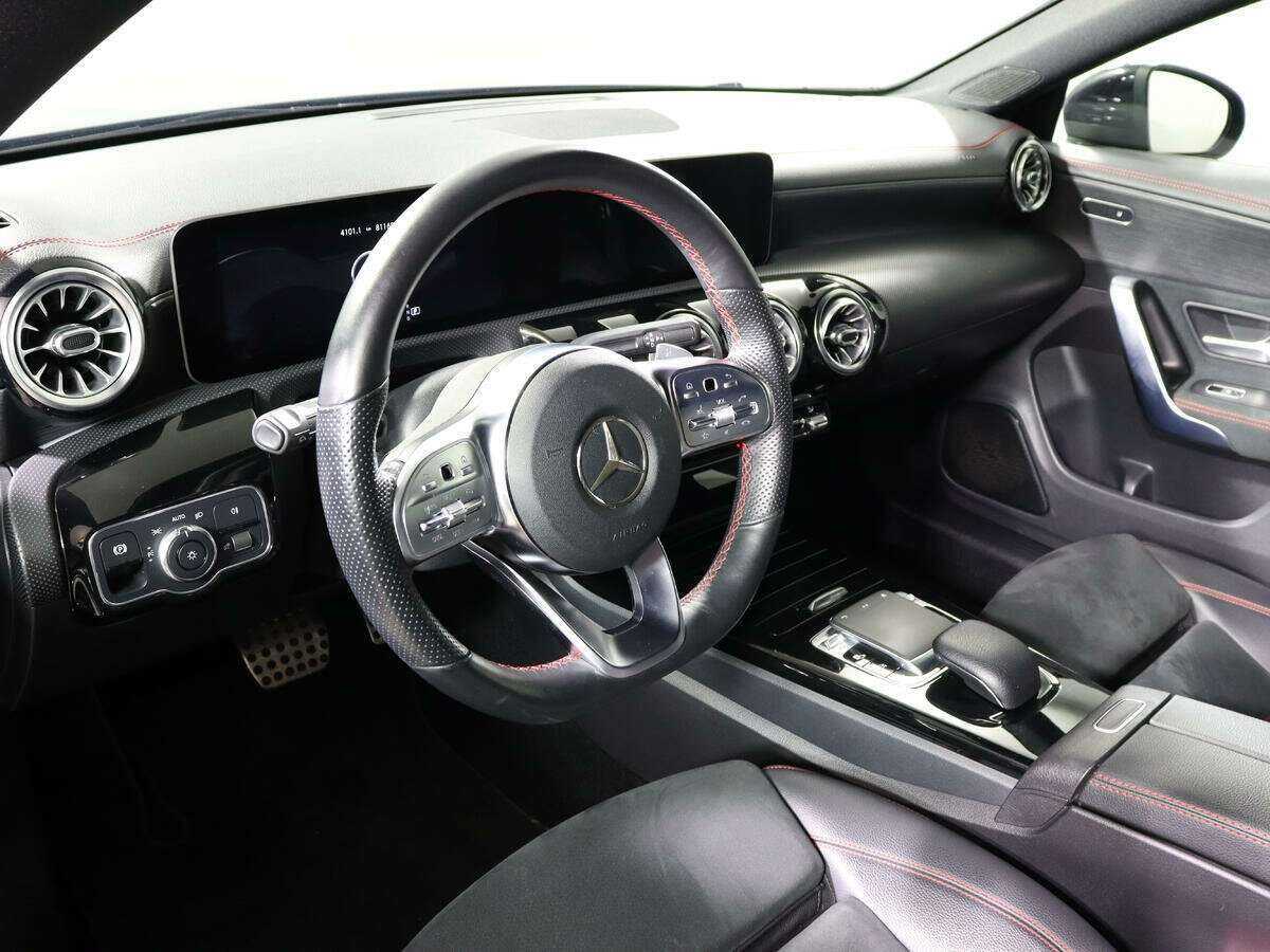 Mercedes-Benz CLA 200, 2019 Фото №14