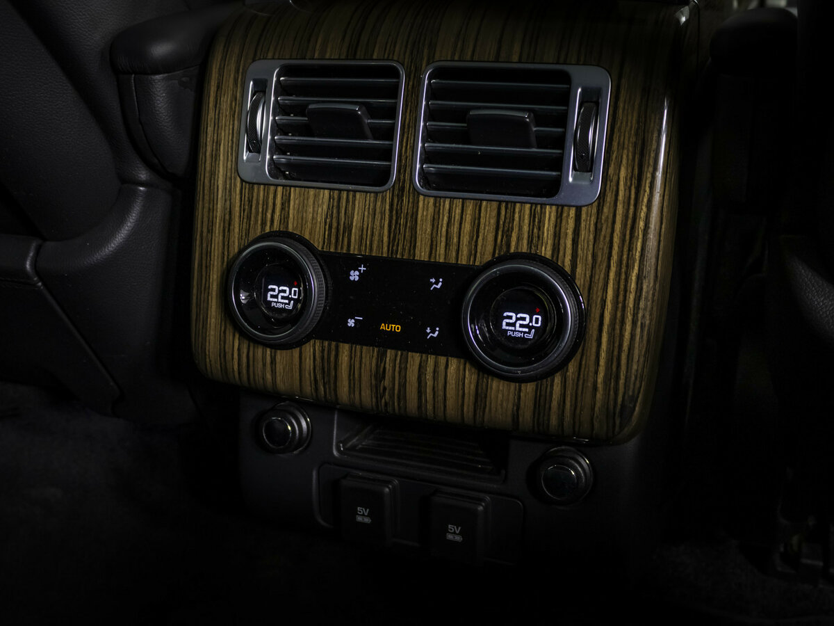 Land Rover Range Rover IV Рестайлинг, 2018 Фото №14