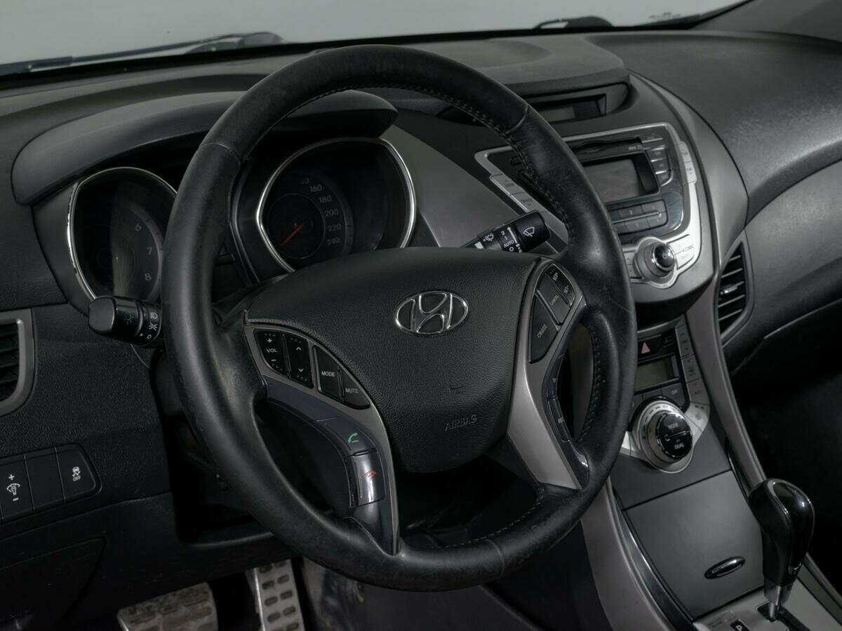 Hyundai Elantra, 2012 Фото №13