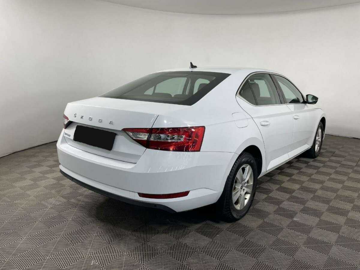 Skoda Superb, 2021 Фото №5