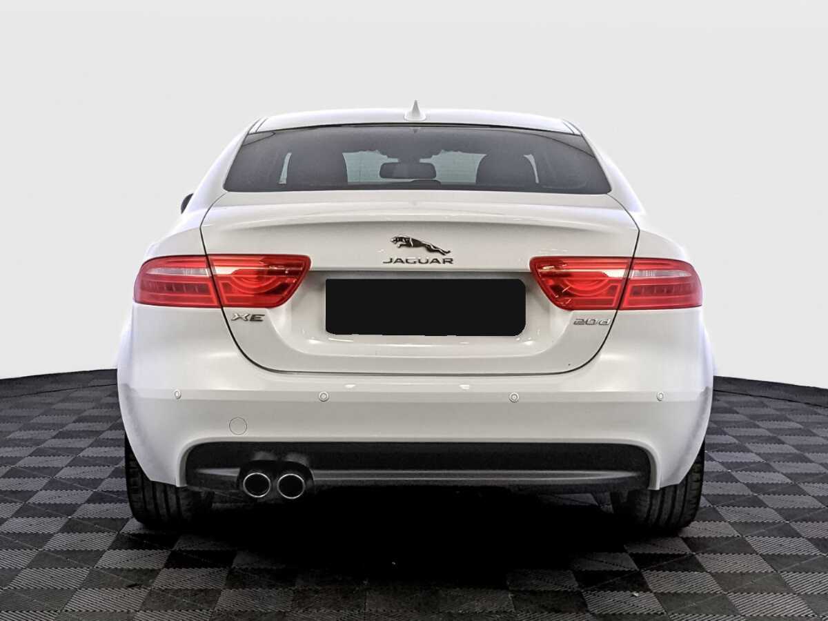 Jaguar XE, 2017 Фото №6