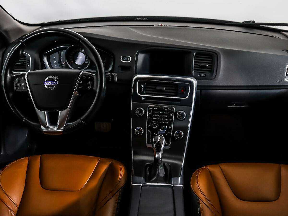 Volvo S60, 2014 Фото №13