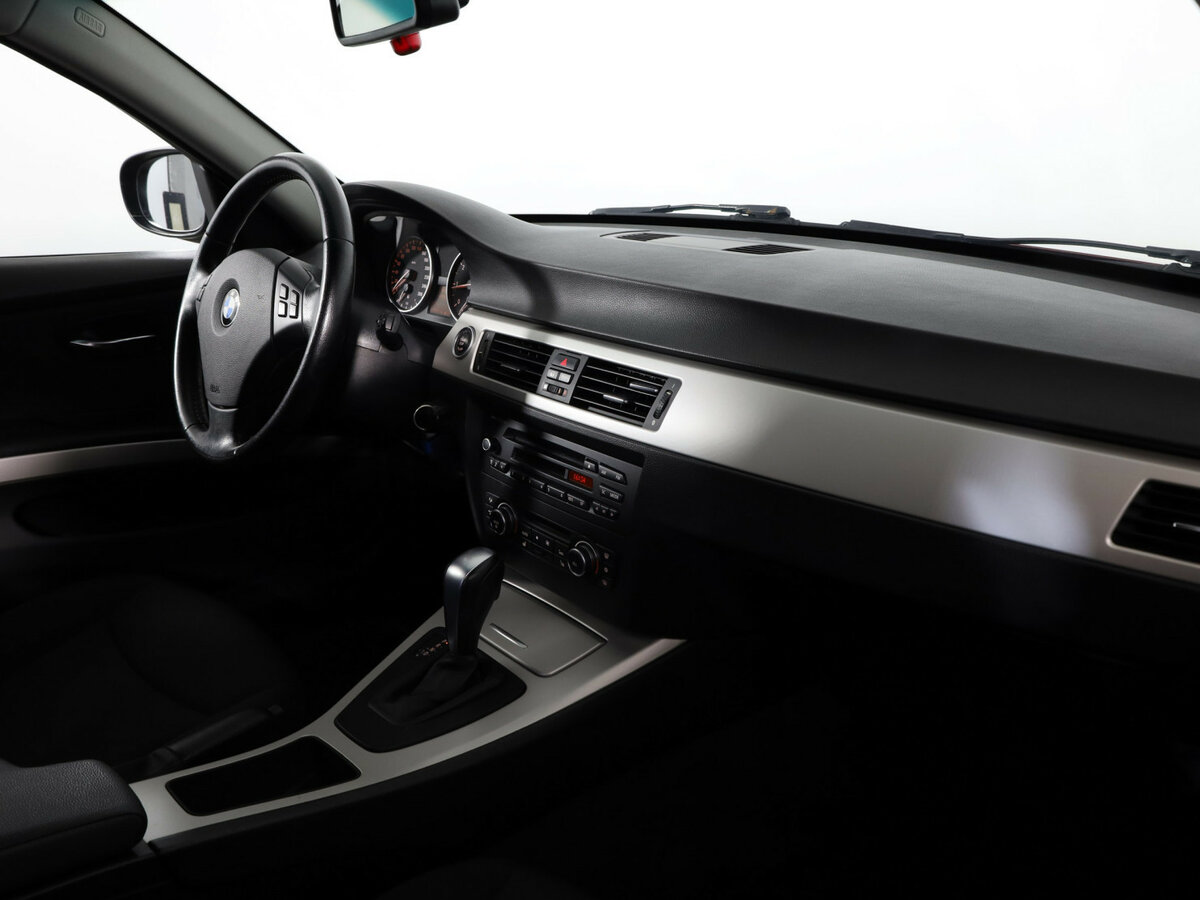 BMW 3 серии 318i V (E90/E91/E92/E93) Рестайлинг, 2011 Фото №8