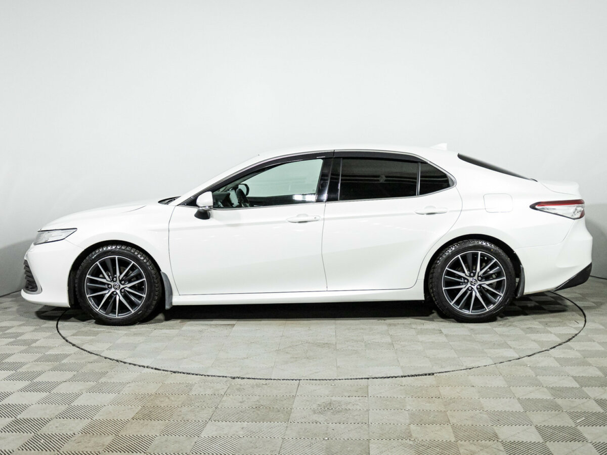 Toyota Camry VIII (XV70) Рестайлинг, 2021 Фото №8