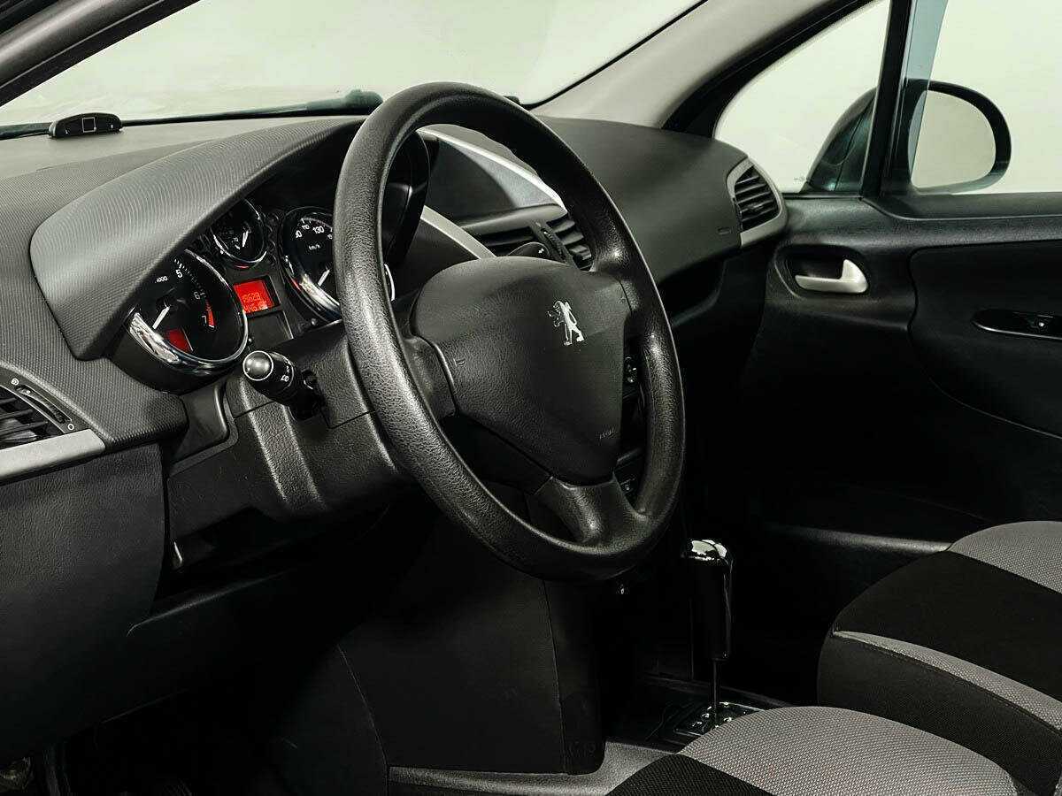 Peugeot 207, 2008 Фото №11