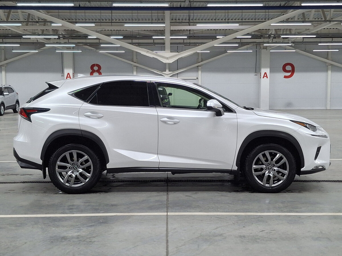 Lexus NX 300 I Рестайлинг, 2018 Фото №4