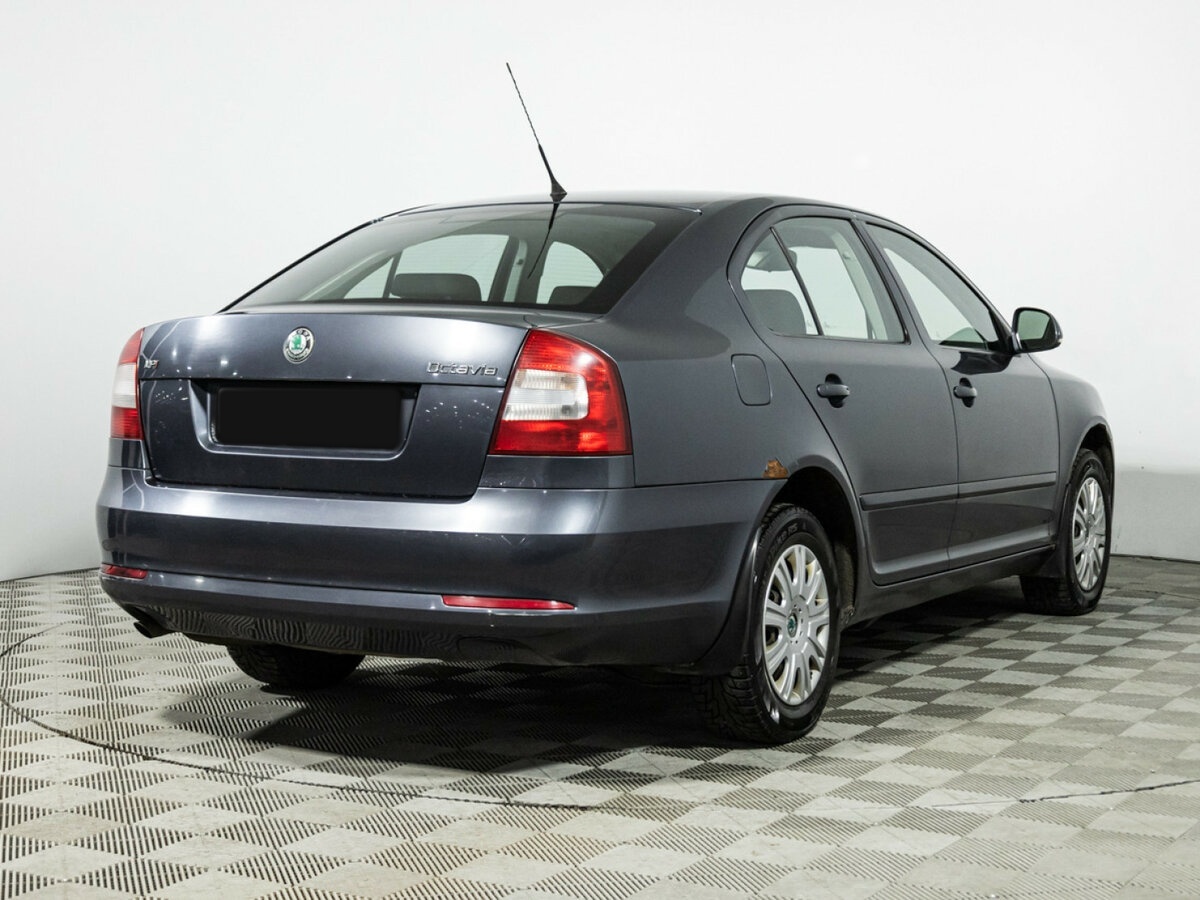 Skoda Octavia II (A5) Рестайлинг, 2009 Фото №5