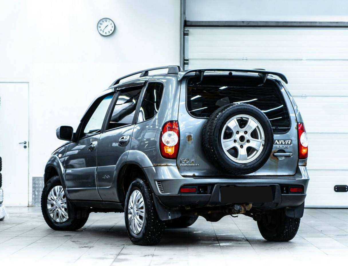 Chevrolet Niva, 2011 Фото №4