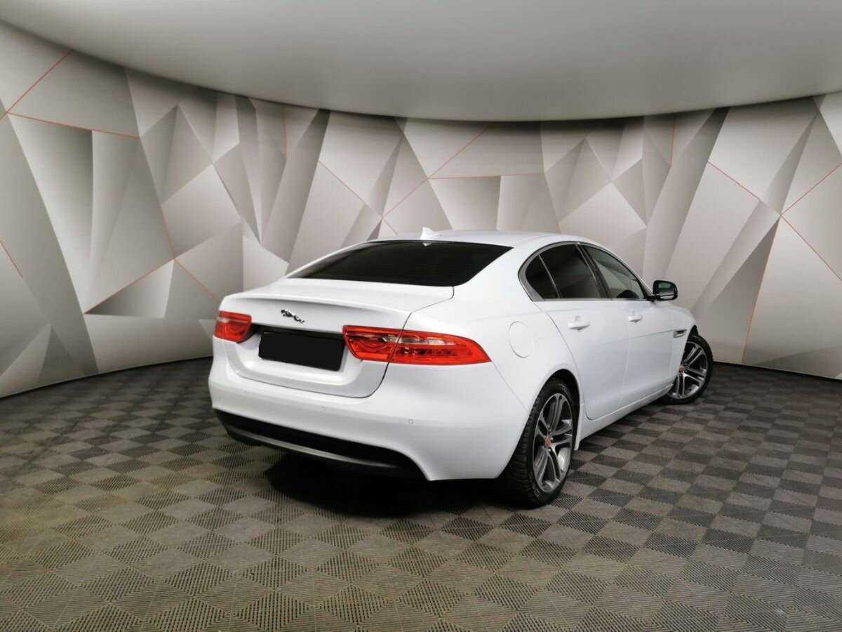 Jaguar XE, 2015 Фото №2