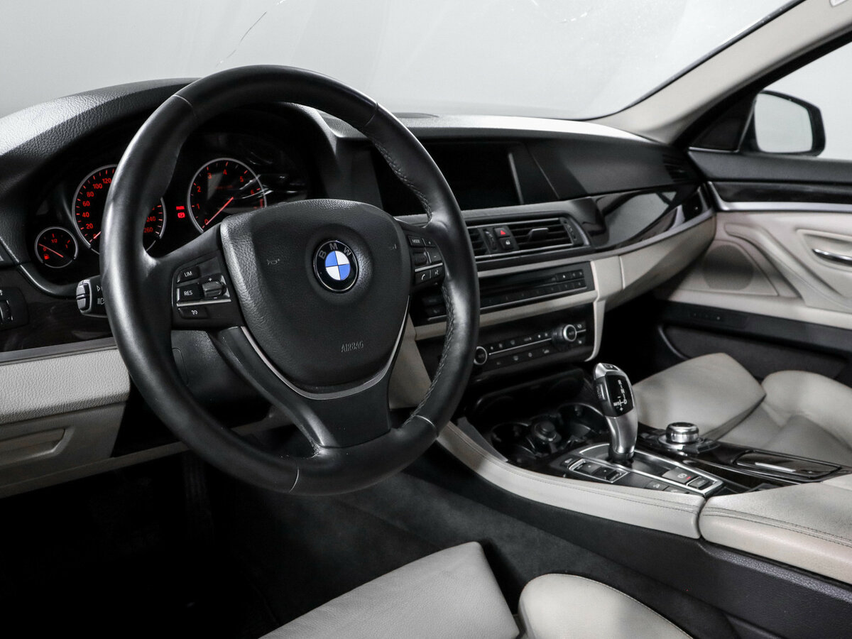 BMW 5 серии 528i xDrive VI (F10/F11/F07), 2011 Фото №10