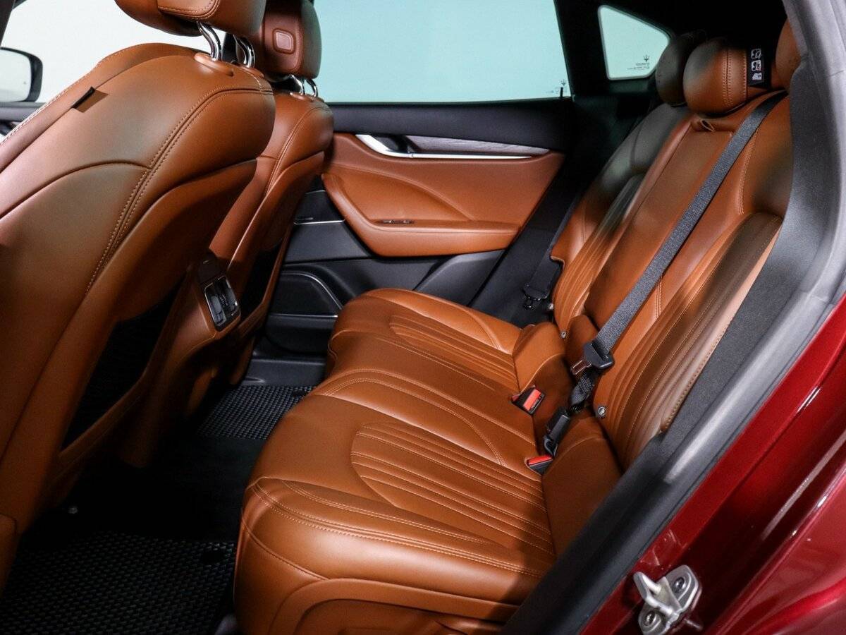 Maserati Levante Diesel, 2016 Фото №7