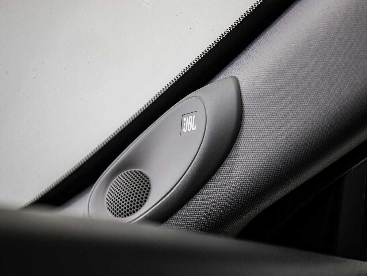 Toyota Camry, 2020 Фото №16