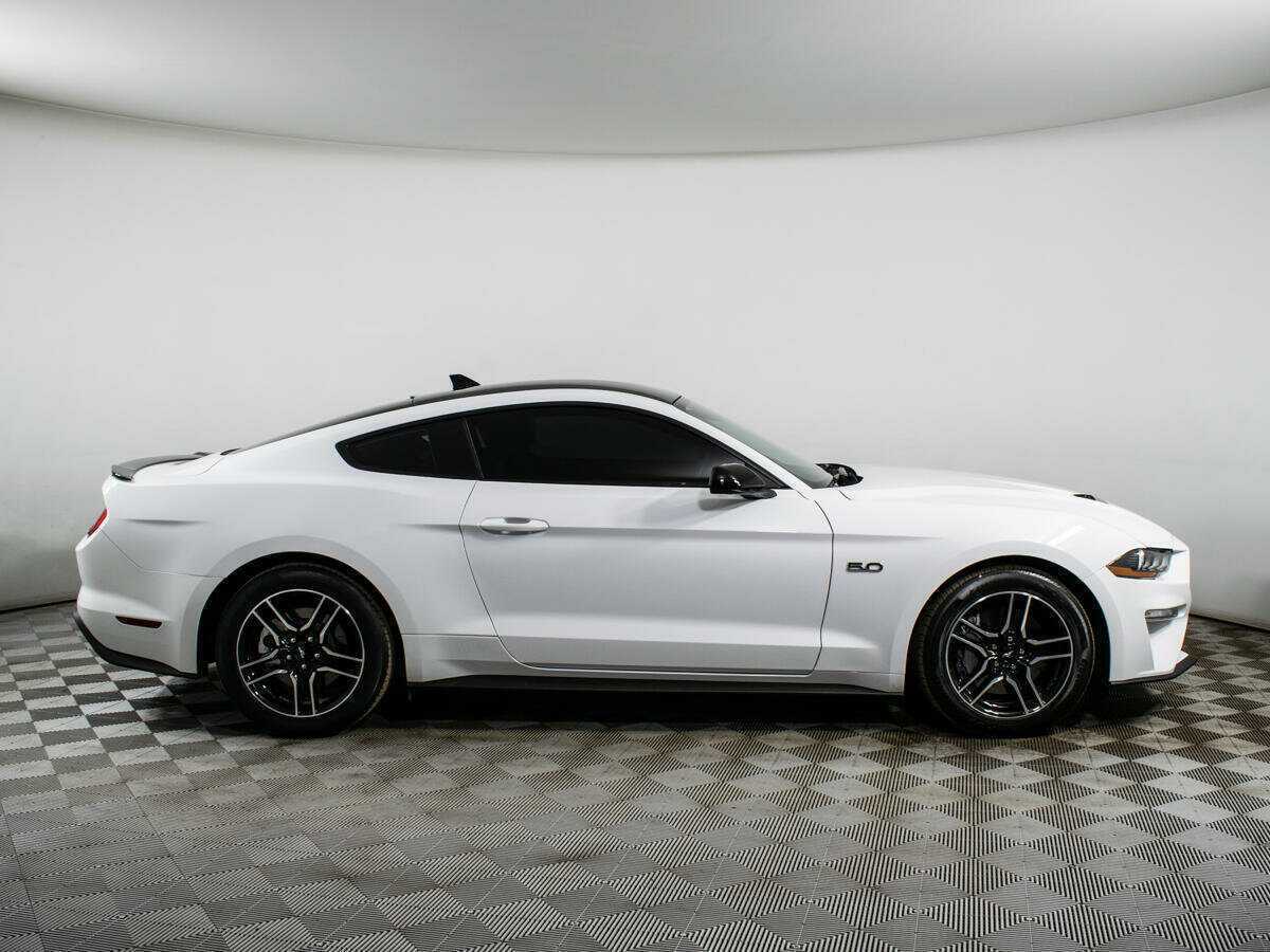 Ford Mustang, 2022 Фото №4