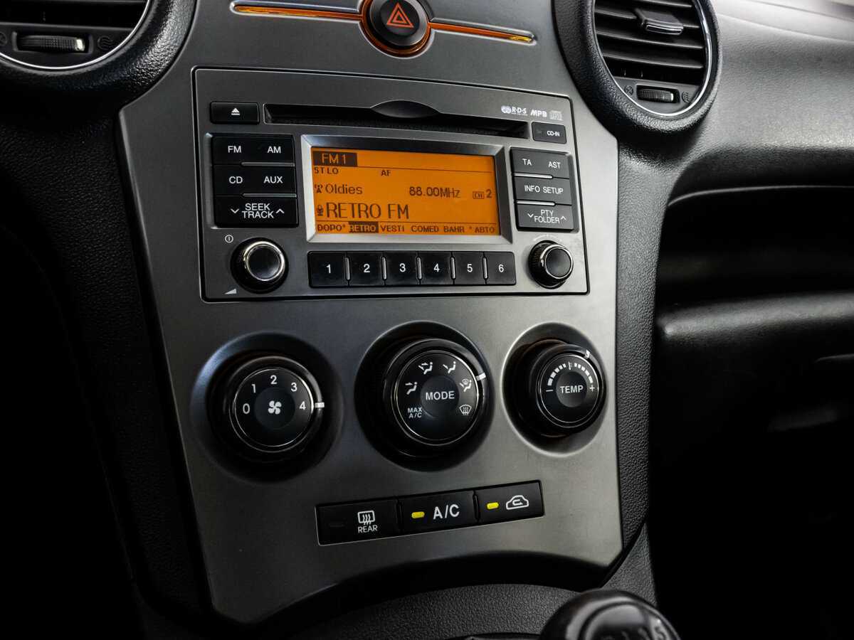 Kia Carens, 2010 Фото №11