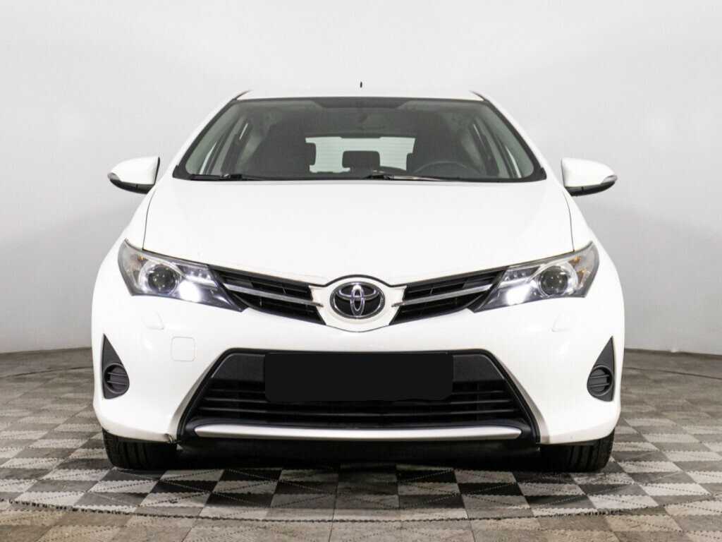 Toyota Auris, 2014 Фото №2