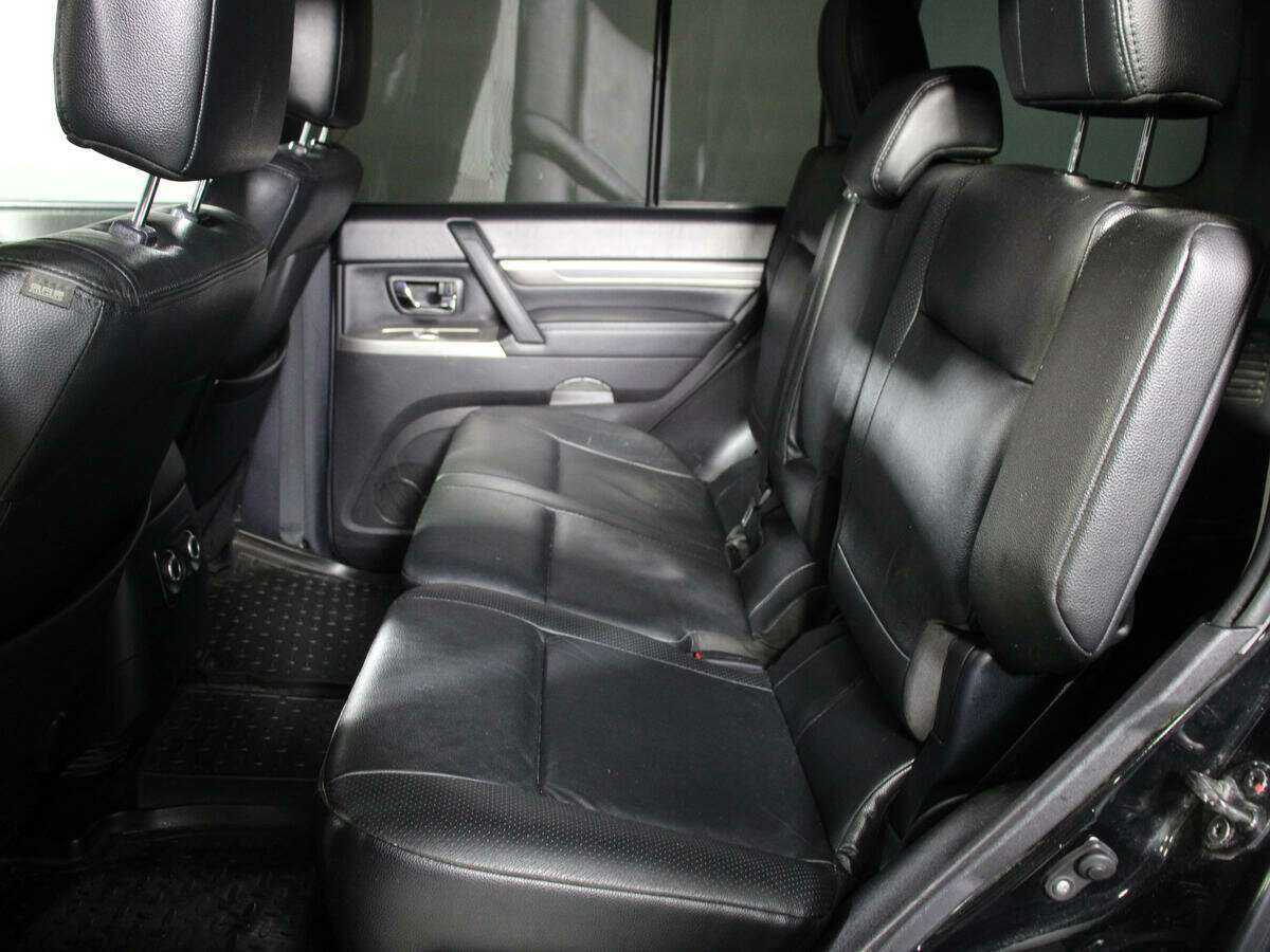 Mitsubishi Pajero, 2011 Фото №8