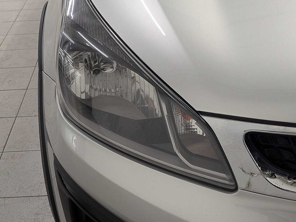 Kia Rio X-Line, 2020 Фото №11