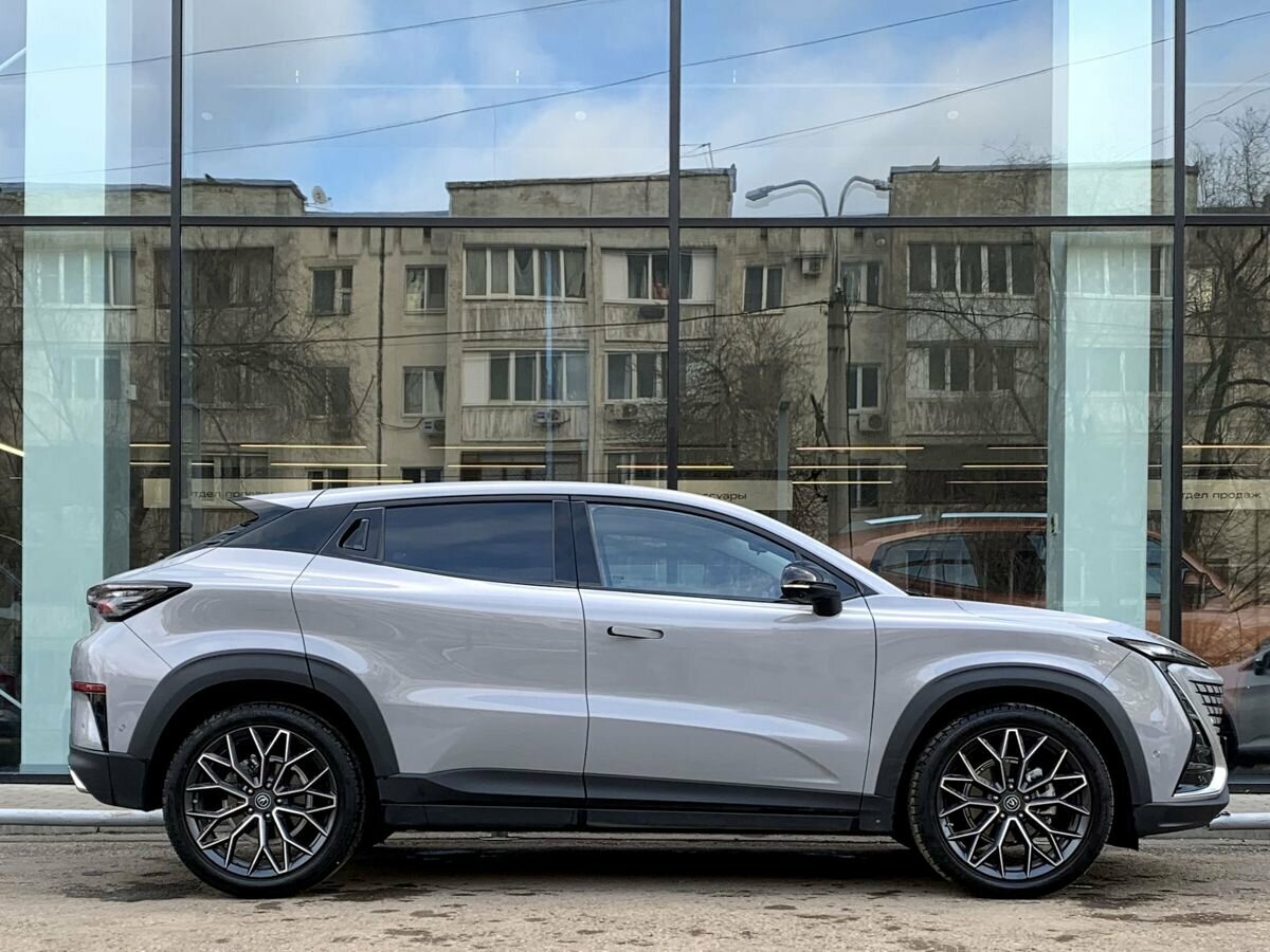 Changan UNI-T I, 2023 Фото №4