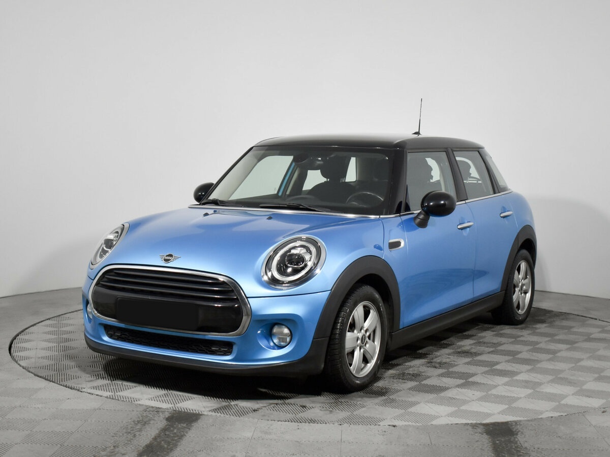 Mini Hatch Cooper III (F55/F56) Рестайлинг, 2019 Фото №1