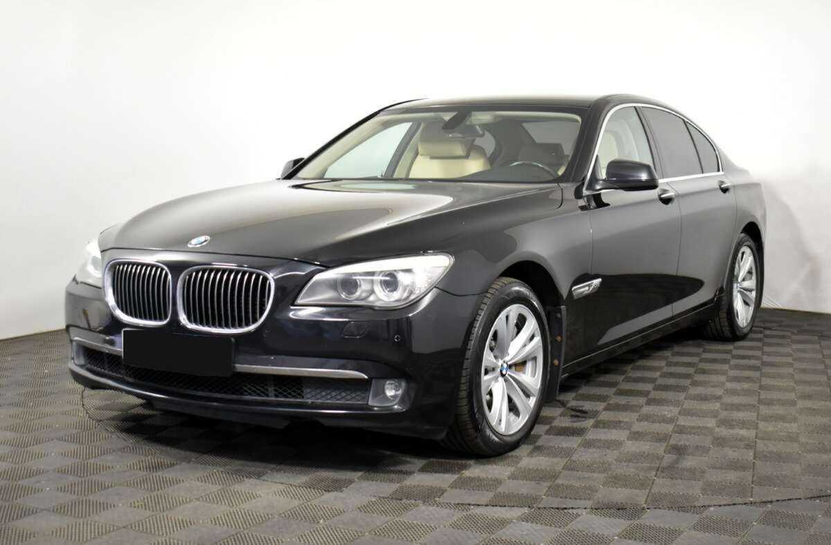BMW 7 серии 750i xDrive, 2012 Фото №1