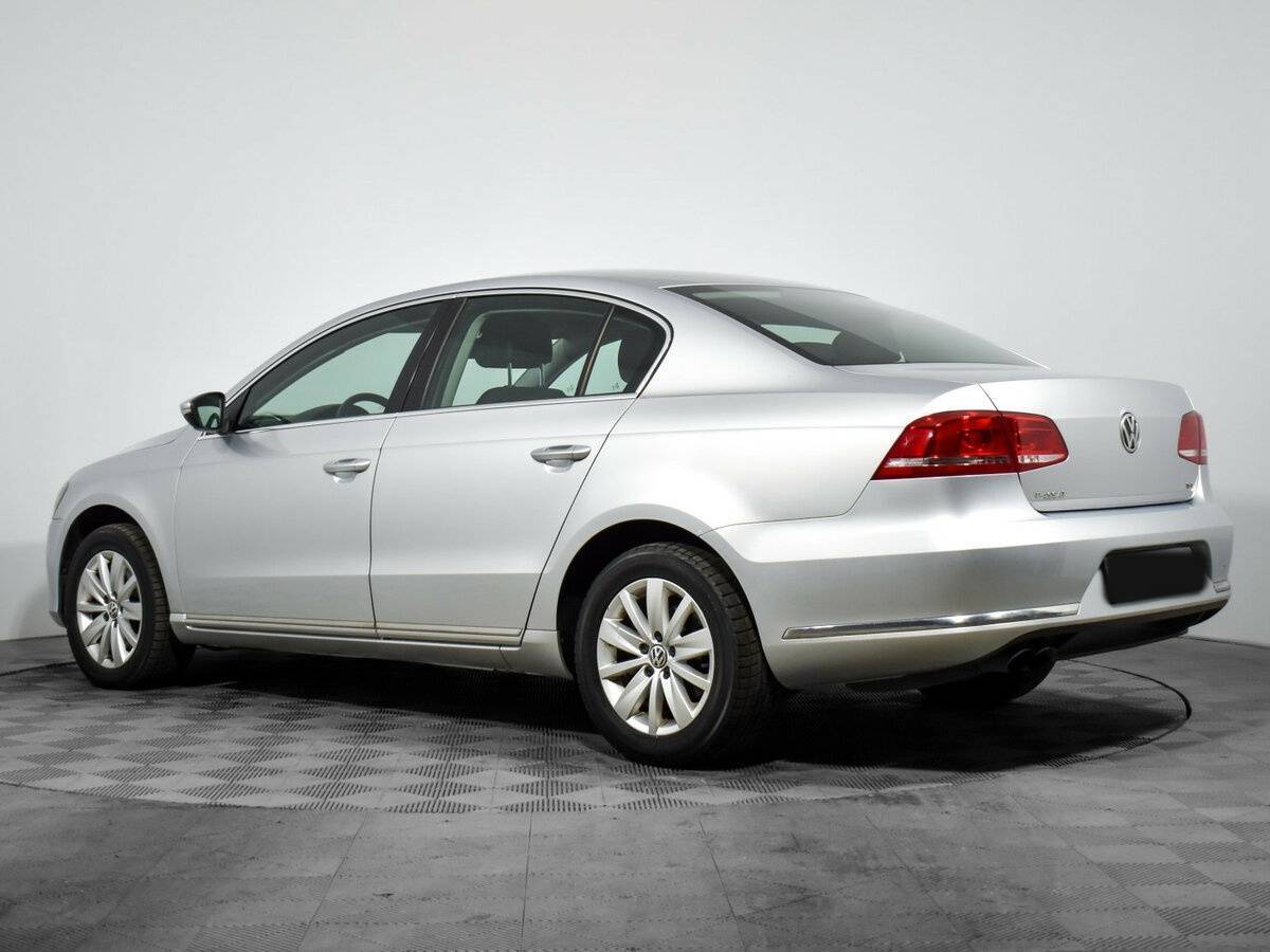 Volkswagen Passat, 2012 Фото №7