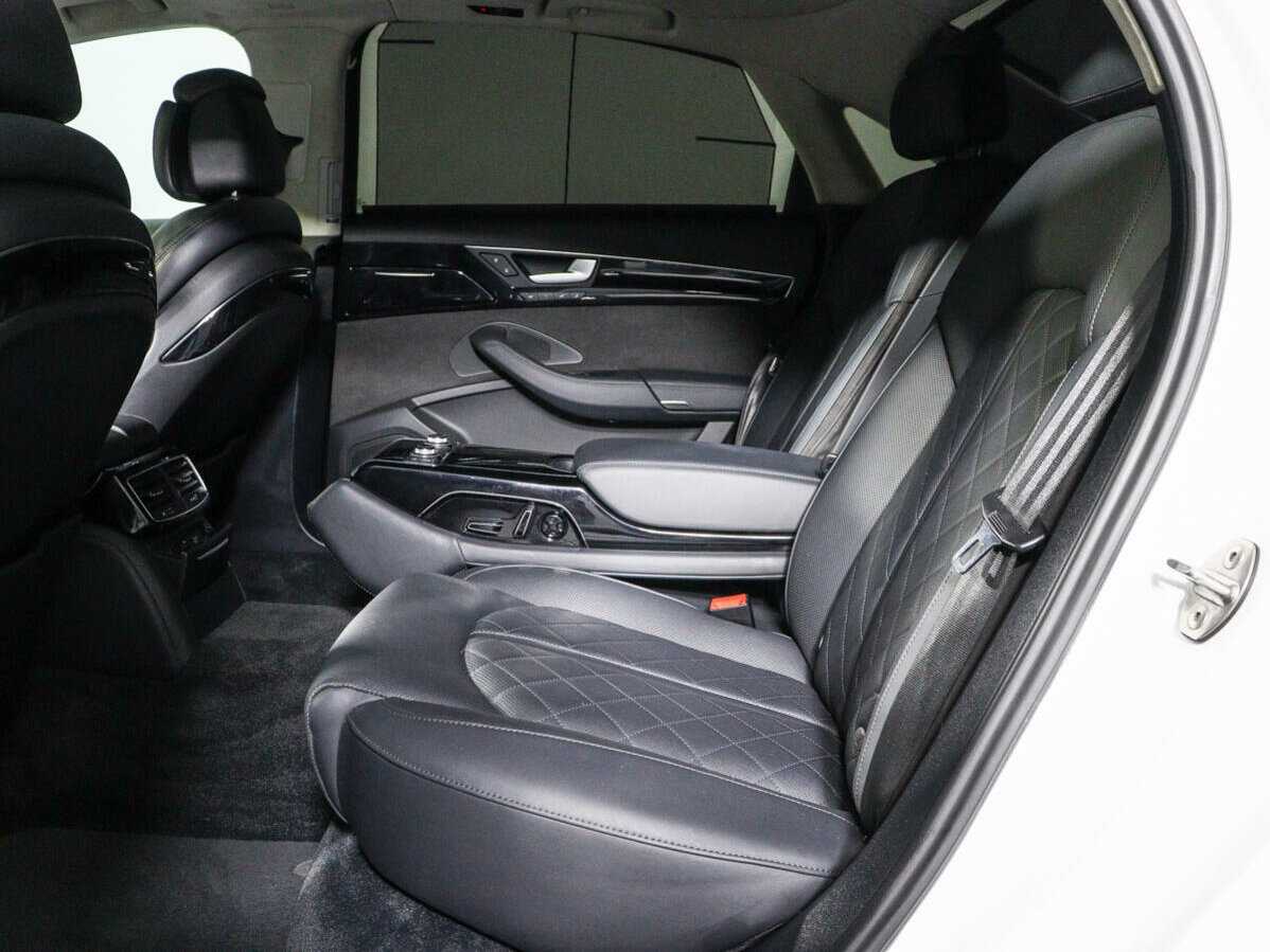 Audi A8 Long, 2015 Фото №8