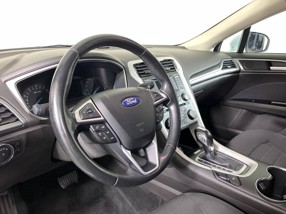 Ford Mondeo, 2018 Фото №11