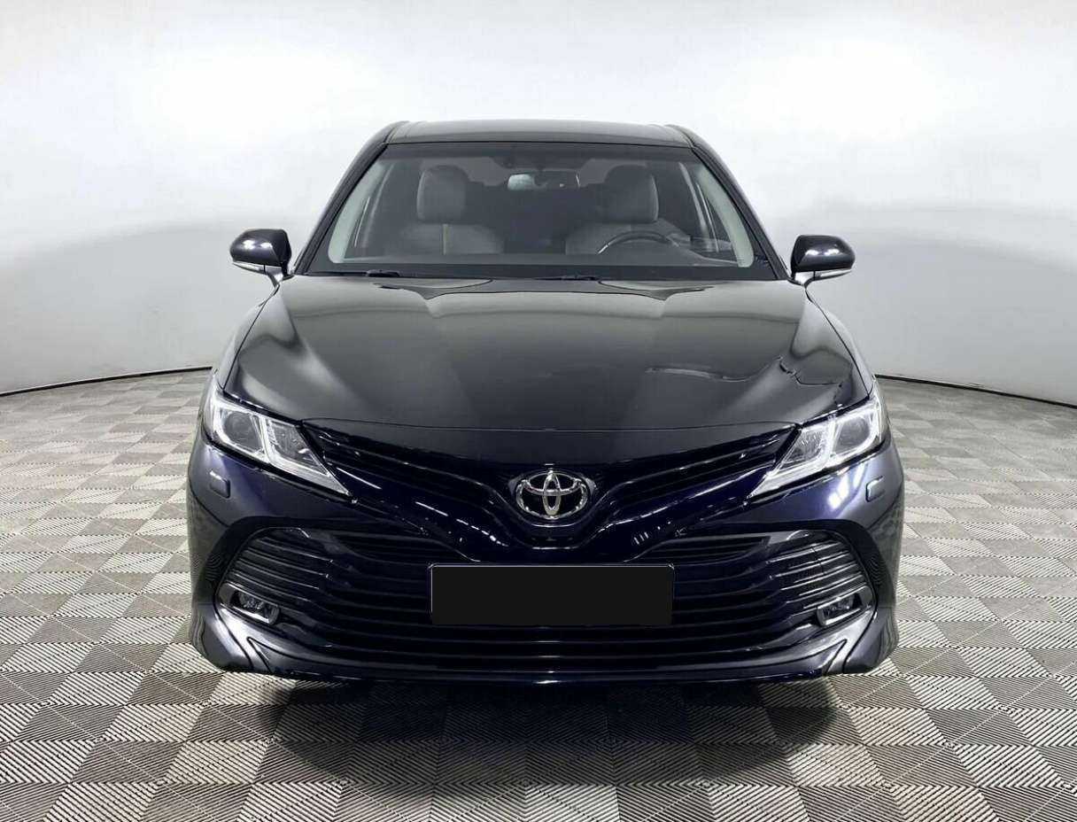 Toyota Camry, 2020 Фото №2