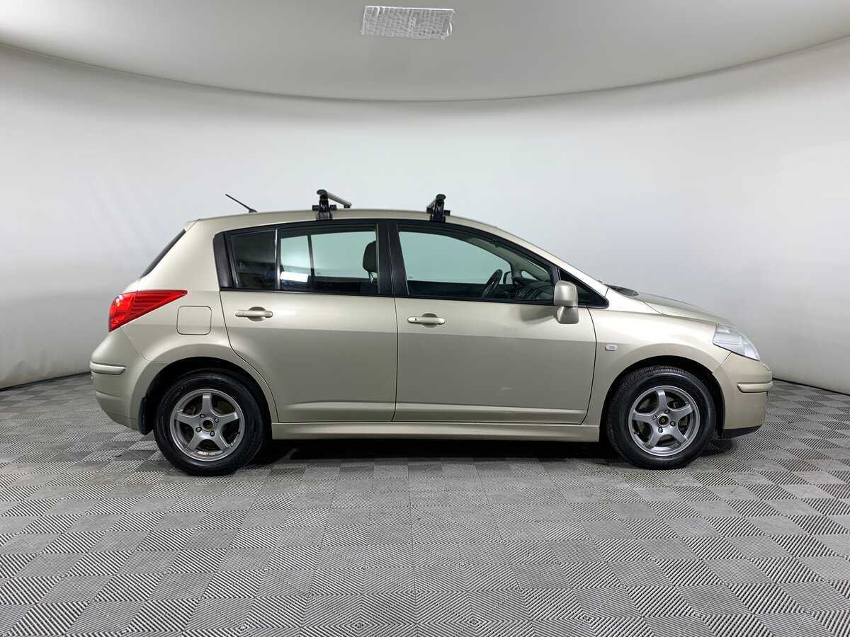 Nissan Tiida, 2010 Фото №4