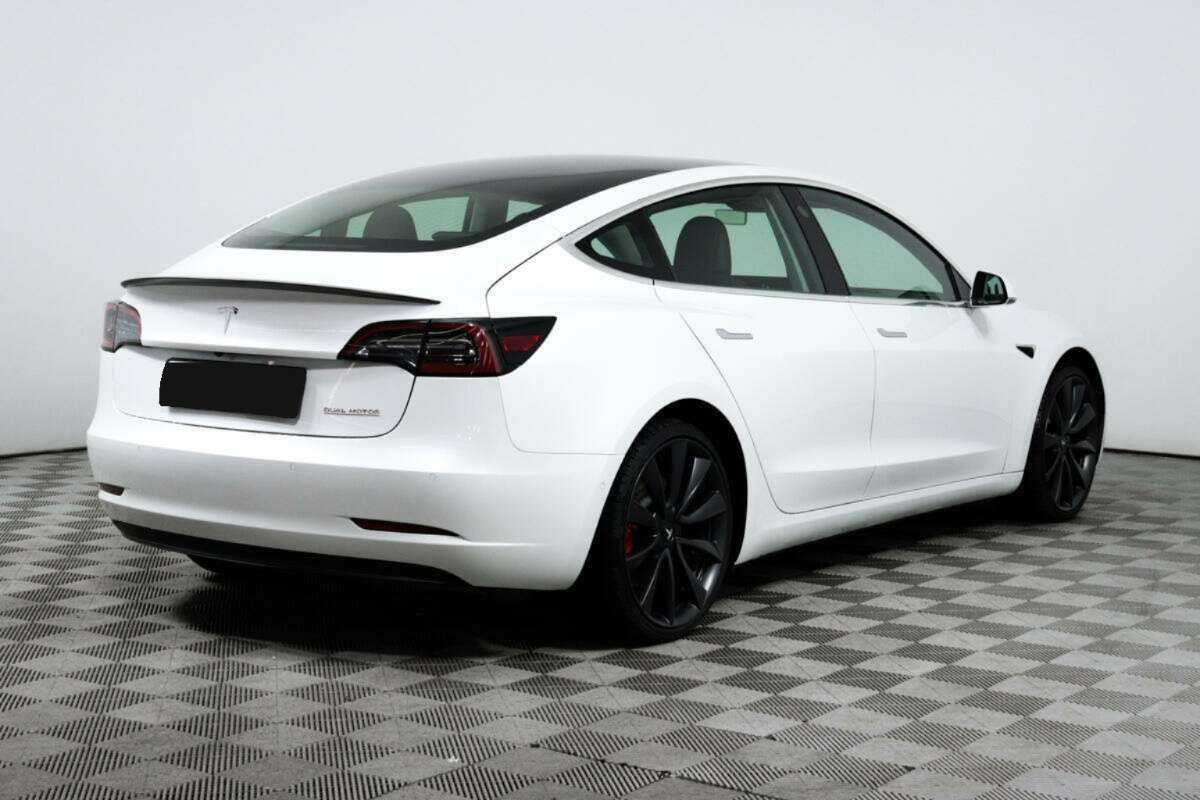 Tesla Model 3 Performance, 2019 Фото №5