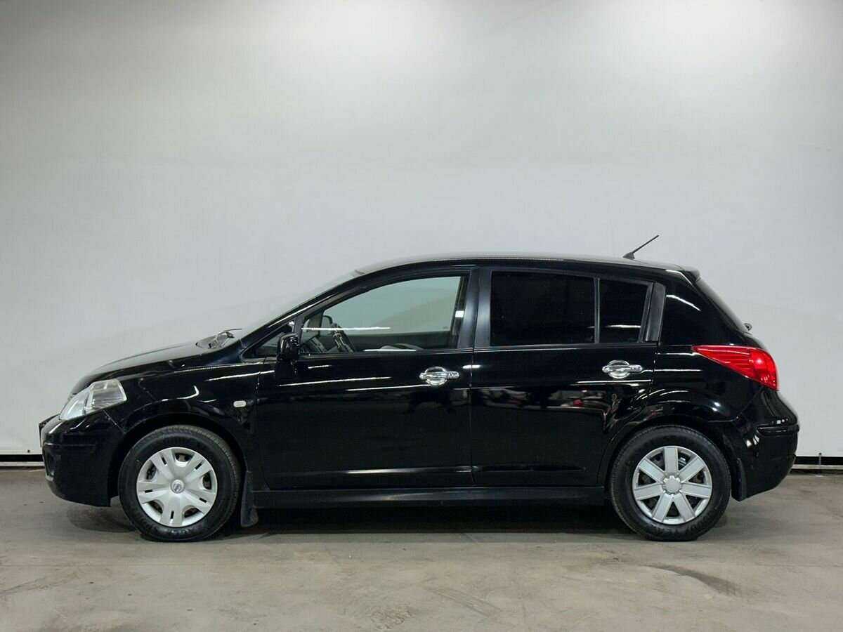 Nissan Tiida, 2010 Фото №8
