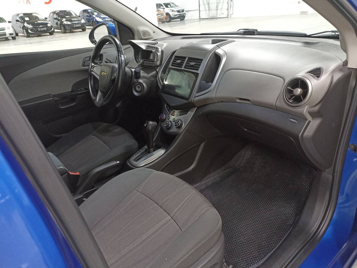 Chevrolet Aveo, 2012 Фото №11