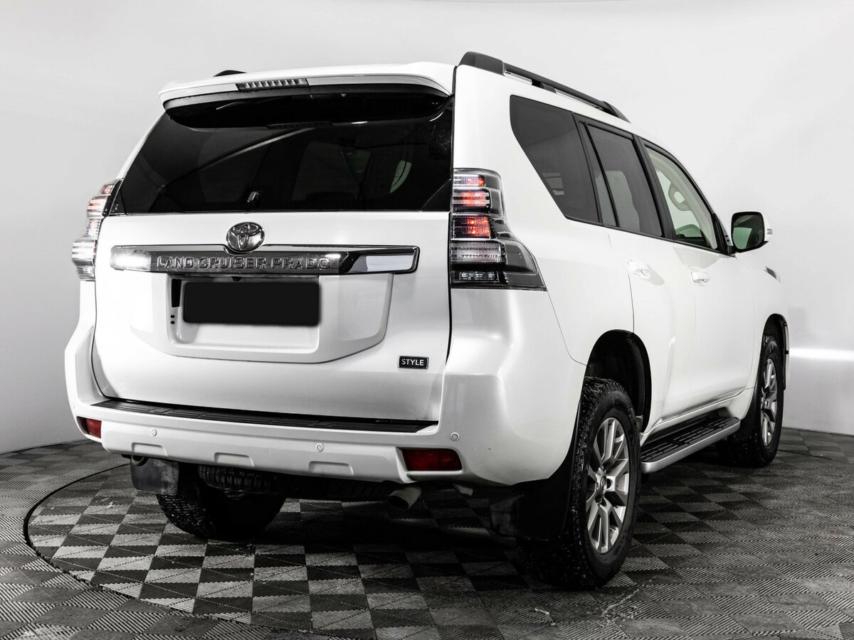Toyota Land Cruiser Prado 150 Series Рестайлинг 1, 2016 Фото №6