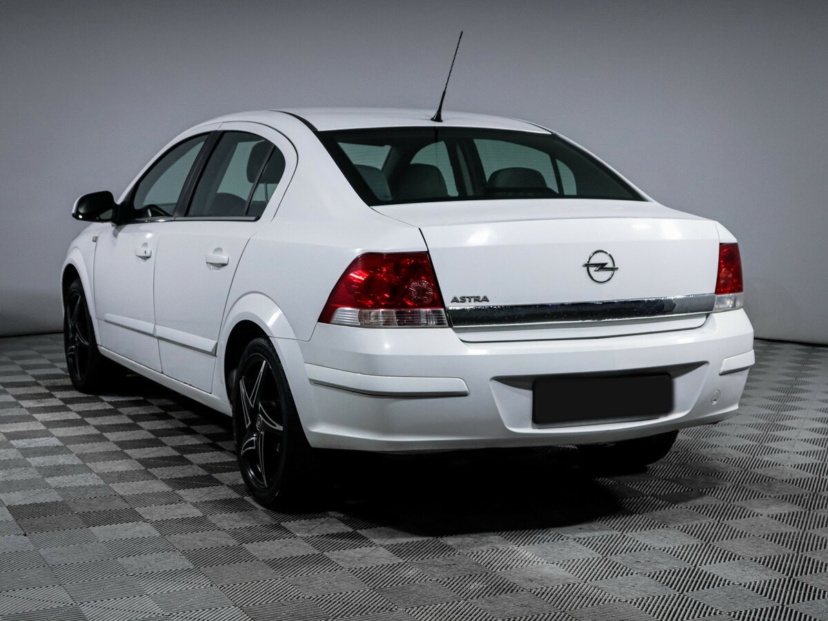 Opel Astra H Рестайлинг, 2011 Фото №6
