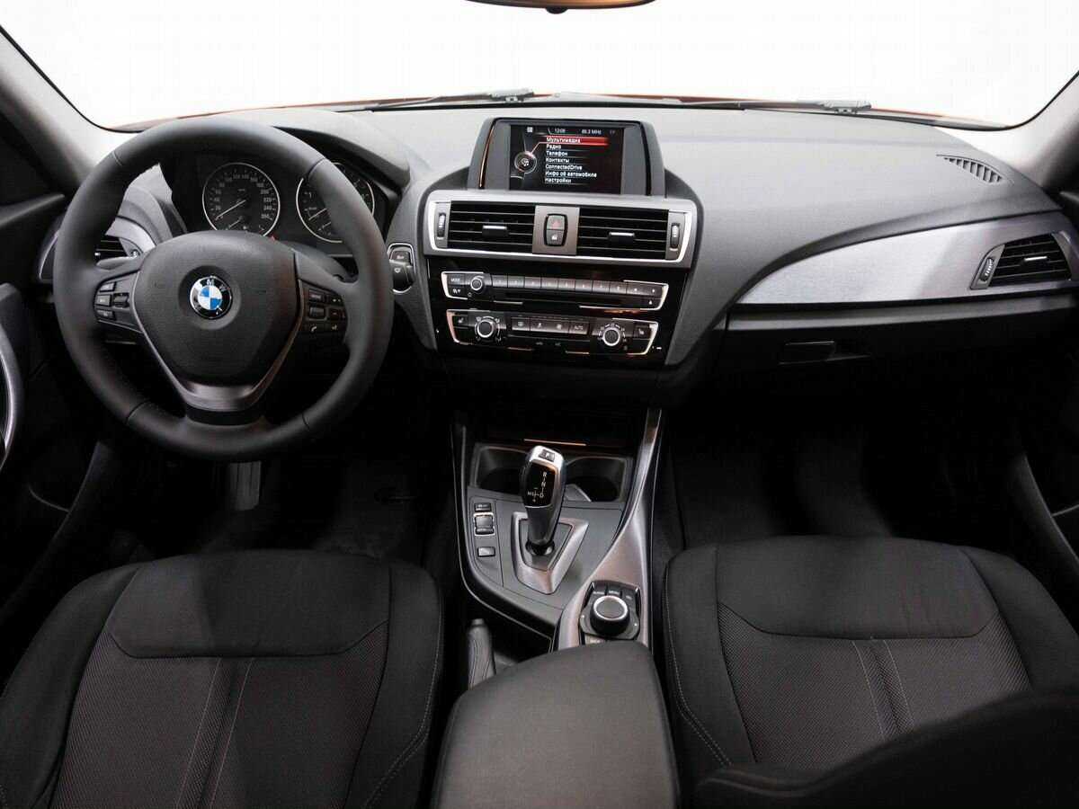 BMW 1 серии 118i, 2017 Фото №13