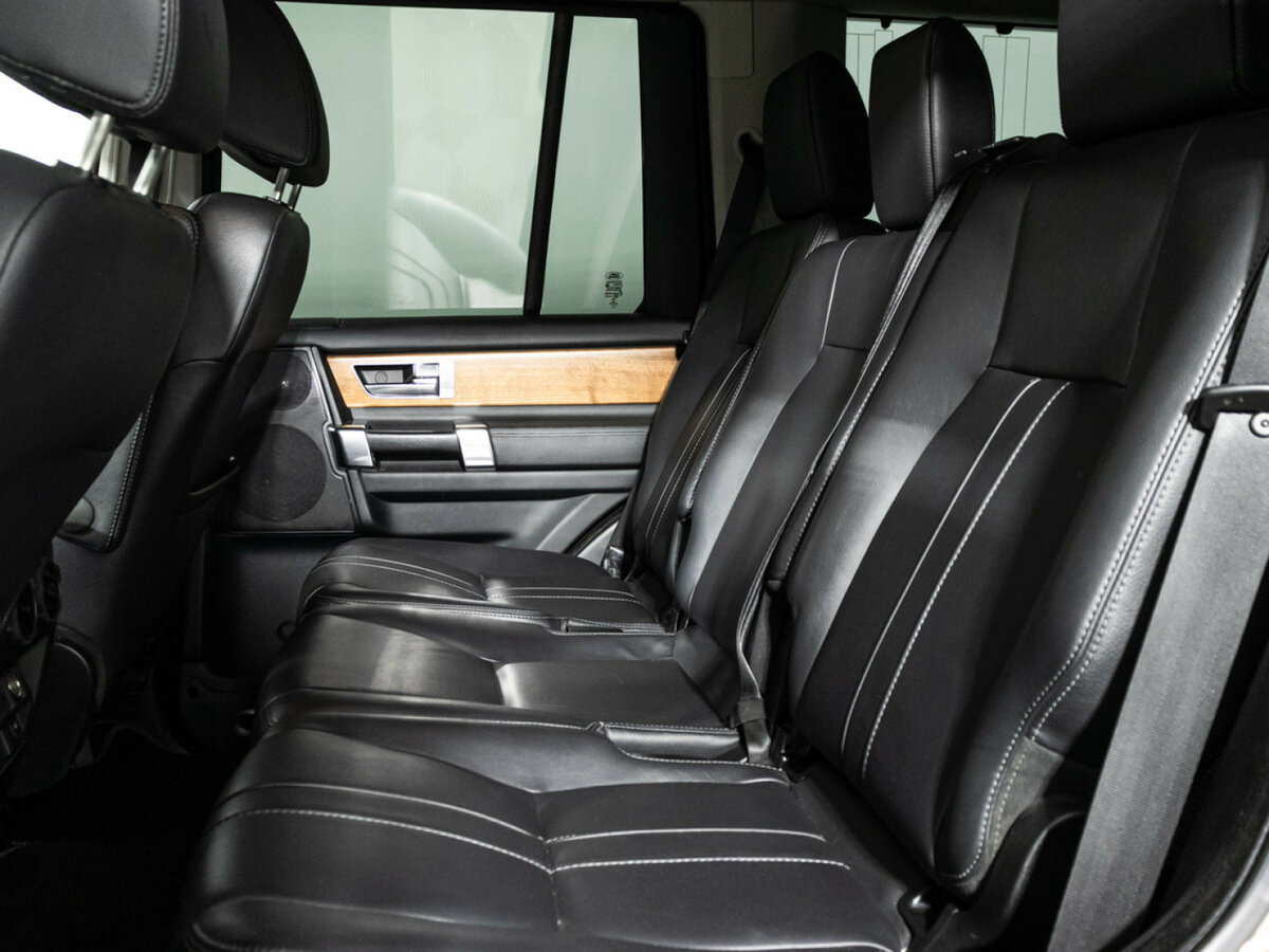 Land Rover Discovery IV Рестайлинг, 2014 Фото №10