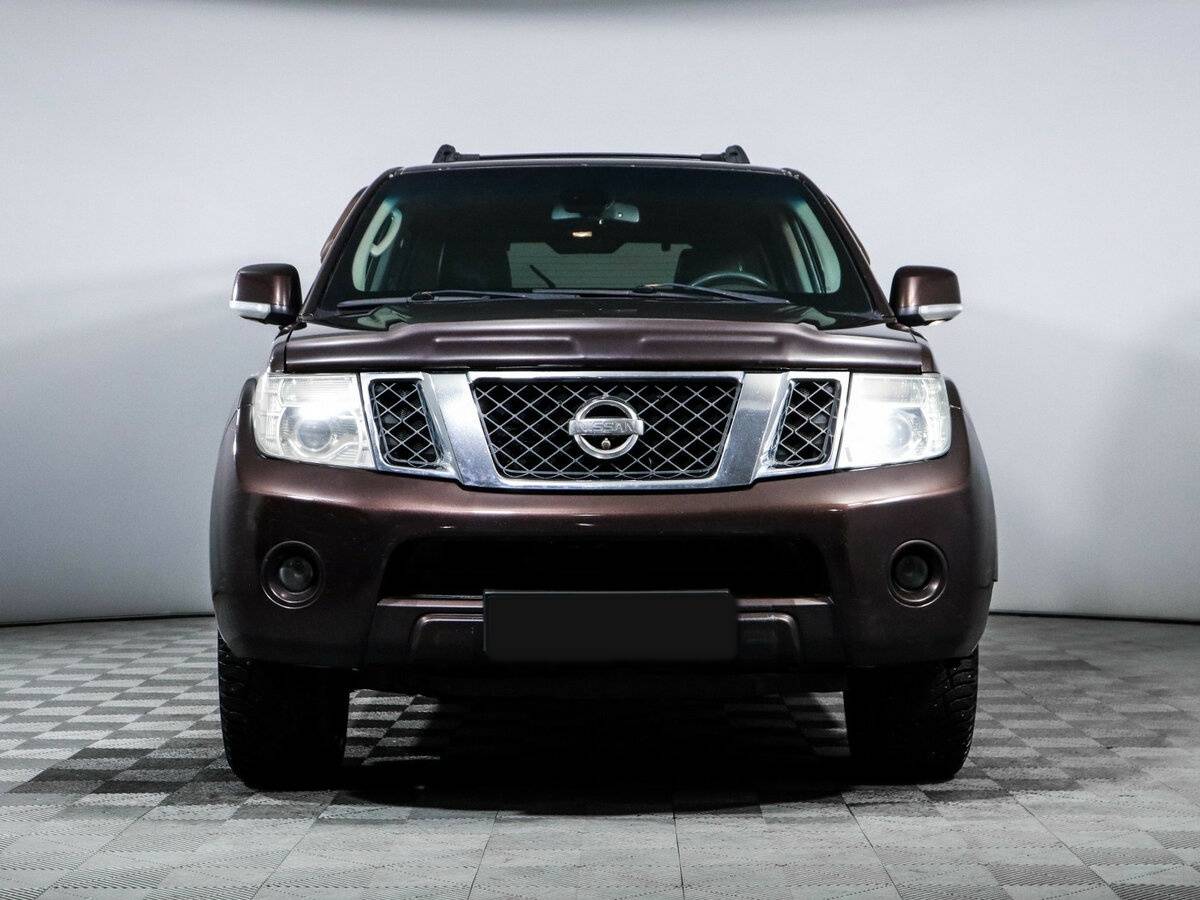 Nissan Pathfinder III Рестайлинг, 2010 Фото №2