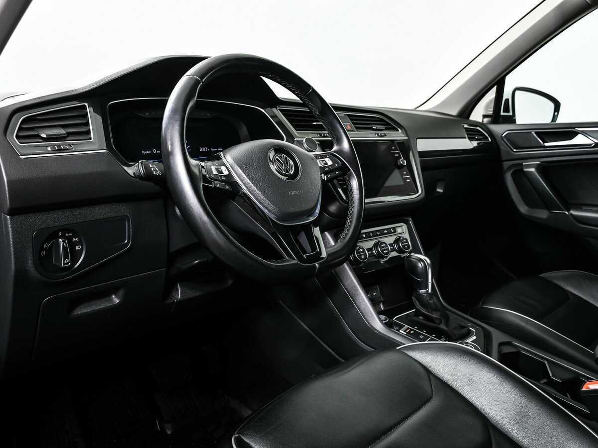 Volkswagen Tiguan, 2018 Фото №12