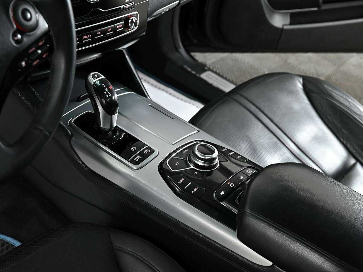 Kia Quoris, 2013 Фото №13