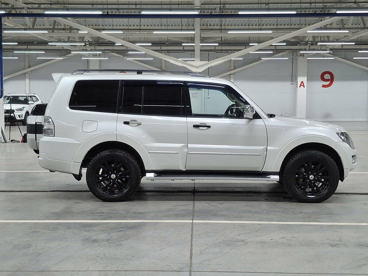 Mitsubishi Pajero IV Рестайлинг 2, 2020 Фото №4